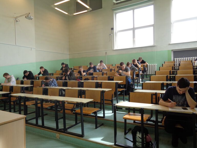 Konkurs Wiedzy Matematyczno-Przyrodniczej „KOSMOS”