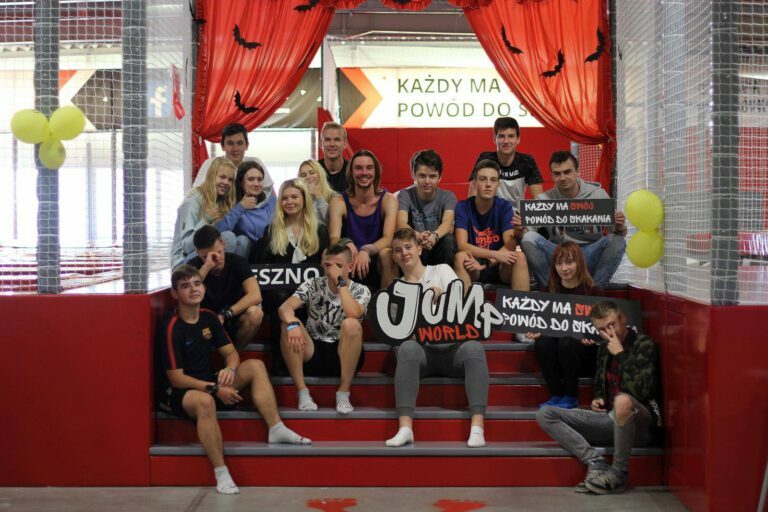 Zajęcia klasy 1TEO w Parku Trampolin