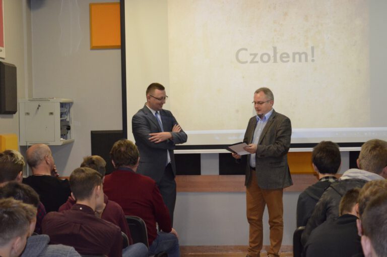 SPOTKANIE Z HISTORYKIEM W RAMACH OBCHODÓW 100 ROCZNICY ODZYSKANIA NIEPODLEGŁOŚCI