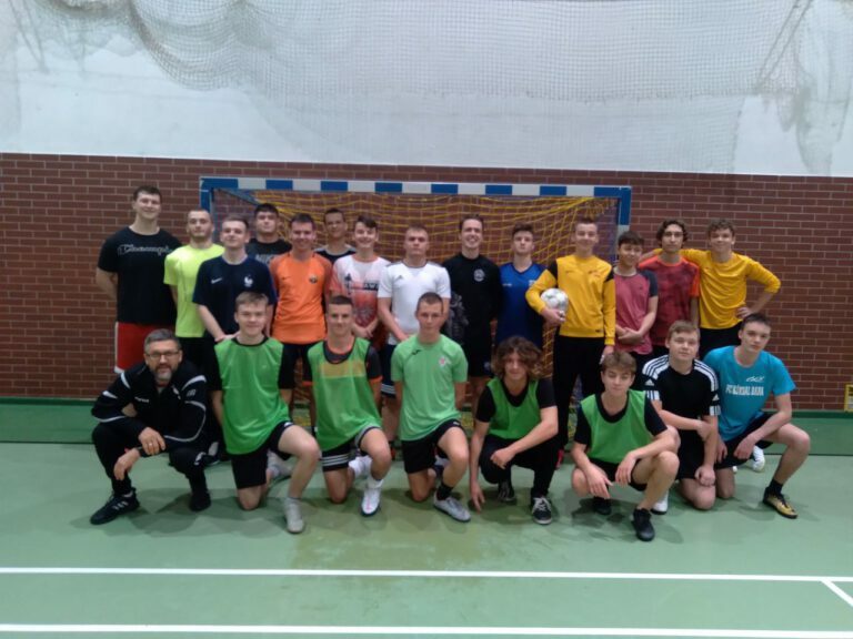 Szkolna Liga Halowej Piłki Nożnej zakończona