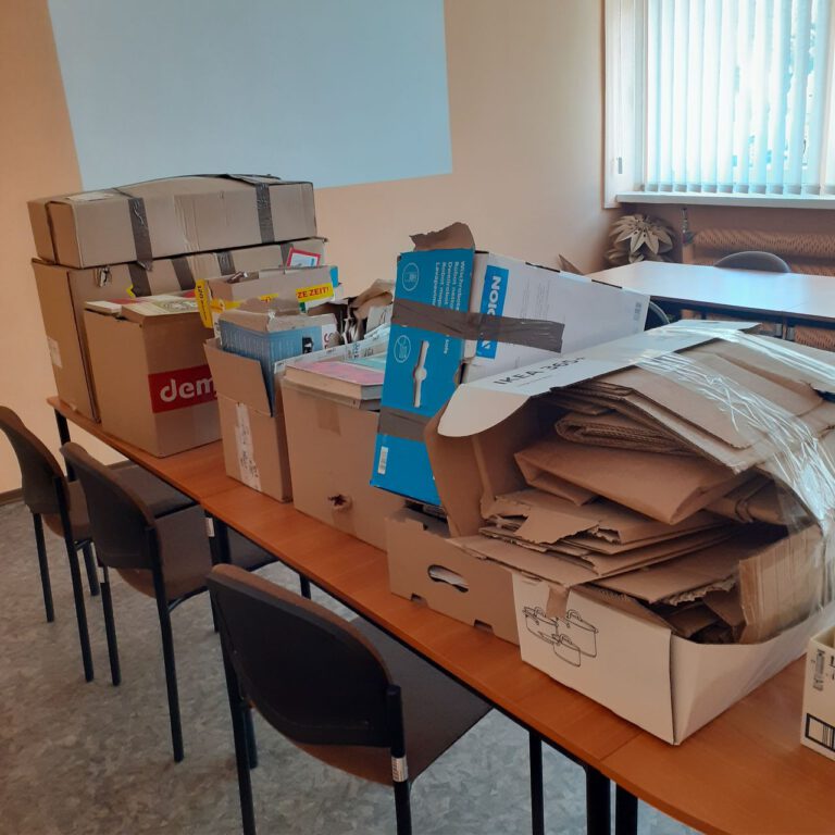 MAKULATURA dla Banku Żywności w Lesznie