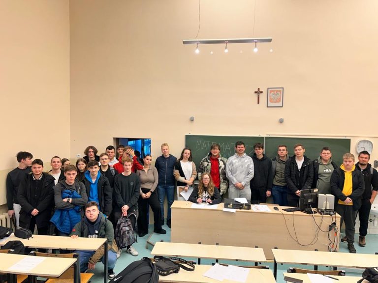 21 grudnia odbył się „Mikołajkowy konkurs Matematyczny”