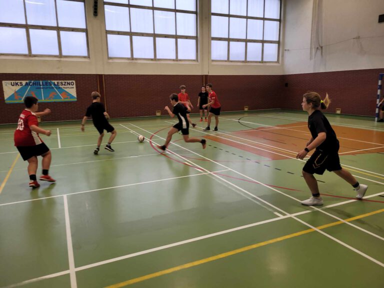 Szkolna Liga Halowej Piłki Nożnej zakończona