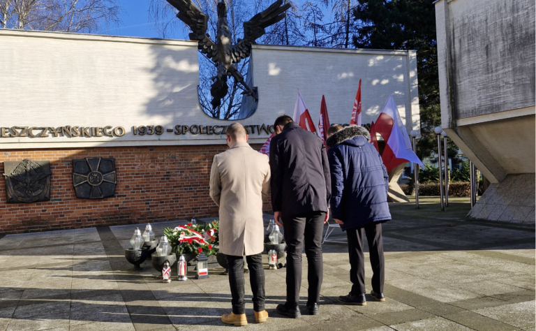 Uczniowie ZST-CKZiU w Lesznie oddają hołd bohaterom regionu